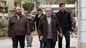 Özge Özacar